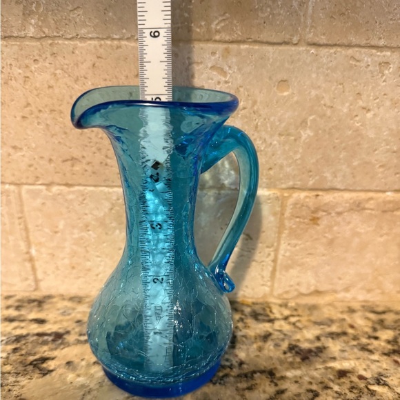 Vintage aqua blue crackle glass mini-pitcher or bud vase approx 5”. - Picture 4 of 4